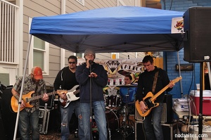 001145 2011 12 04 NoDa Nites